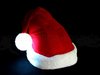 Weihnachtsmützen WEIHNACHTS MUETZE Pelzrand MIT LEUCHTENDER BOMMEL LED