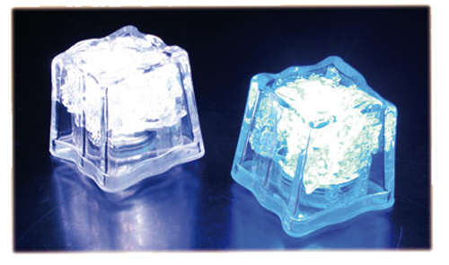 Blink Eiswürfelherz - Eiswürfel Herz LED Multicolor 3x3 cm Blinkender vielfarbiges LED Herzform