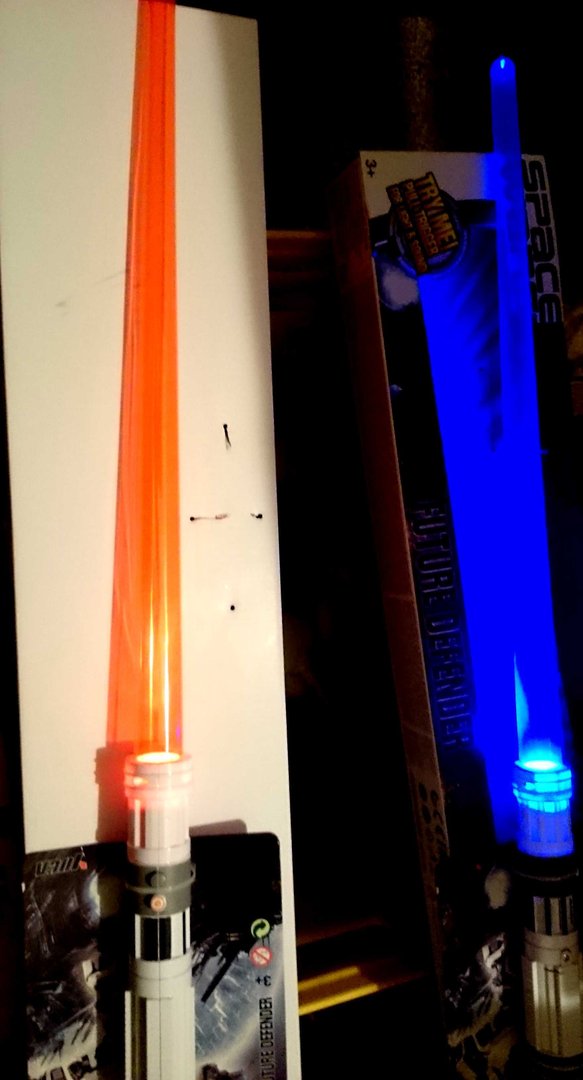 Rot LED Laser-Schwert mit Sound Licht-Schwert Leucht-Schwert Space Wars Blau o