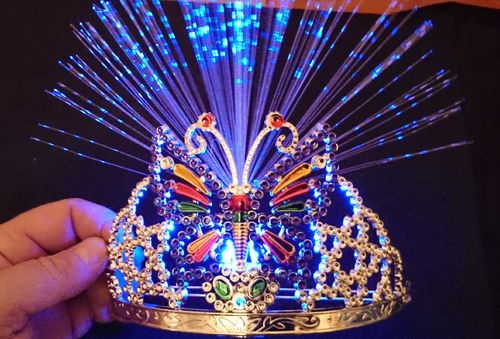 LED Krone Diadem SCHMETTERLING Prinzessin leucht Haar Reifen Haarreif mit Licht